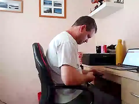 mrtickle1000 online show from August 5, 10:51 am