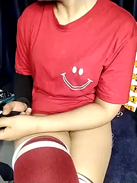 Snapshot of sexylaya2 chatting on May 13, 2:31 am sexylaya2 online show from May 13, 2:31 am