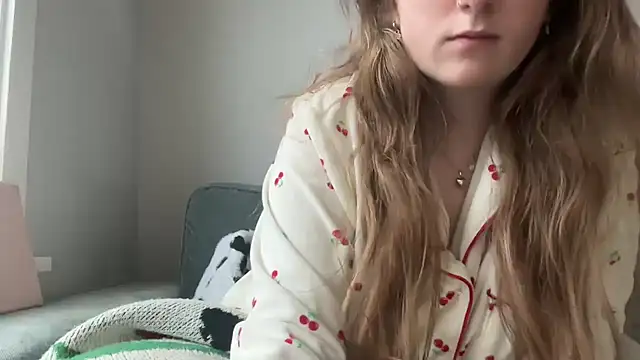 Snapshot of lilsbabyxo chatting on March 27, 4:18 pm lilsbabyxo online show from March 27, 4:18 pm