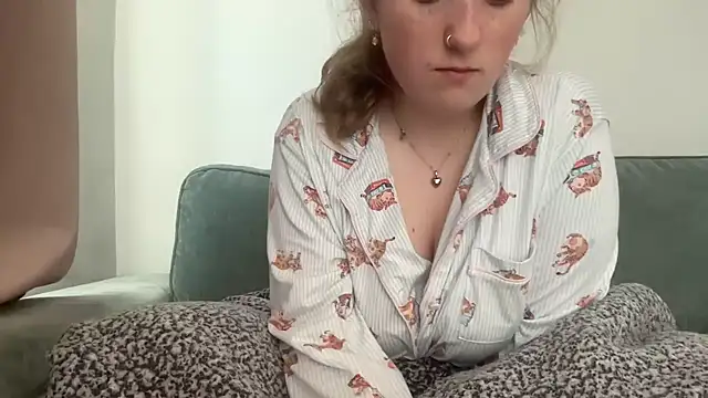 Snapshot of lilsbabyxo chatting on April 2, 7:28 am lilsbabyxo online show from April 2, 7:28 am