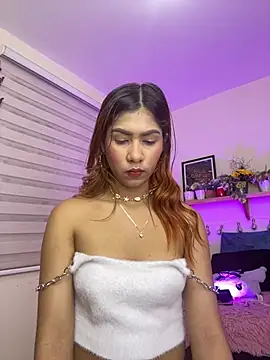 Snapshot of soy_sarah_ chatting on February 18, 4:16 pm soy sarah online show from February 18, 4:16 pm