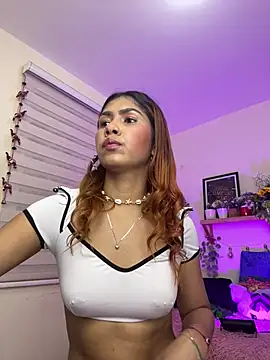 Snapshot of soy_sarah_ chatting on February 20, 6:13 pm soy sarah online show from February 20, 6:13 pm