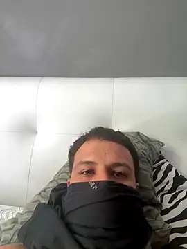 Snapshot of yayaya55598 chatting on September 14, 1:54 pm yayaya55598 online show from September 14, 1:54 pm