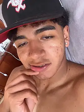 JoanG10 online show from October 9, 6:28 pm