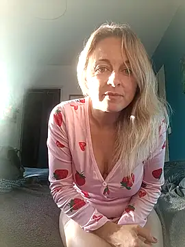 Snapshot of cassiehotsexy chatting on September 25, 7:34 am cassiehotsexy online show from September 25, 7:34 am