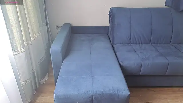 MilaaMilaa online show from March 31, 4:02 am