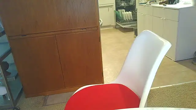 costanza7070 online show from March 15, 7:47 am