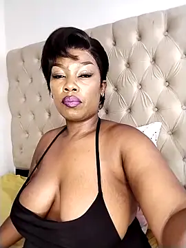 bigbootyboohle online show from February 15, 8:02 am