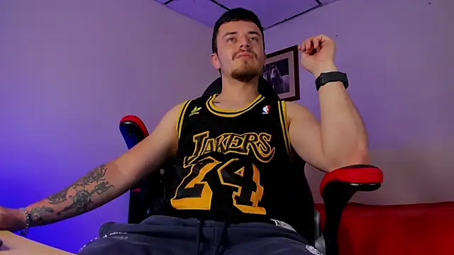 james connor2 online show from January 25, 7:07 pm