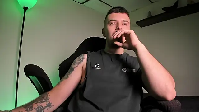 james connor2 online show from February 7, 6:44 pm