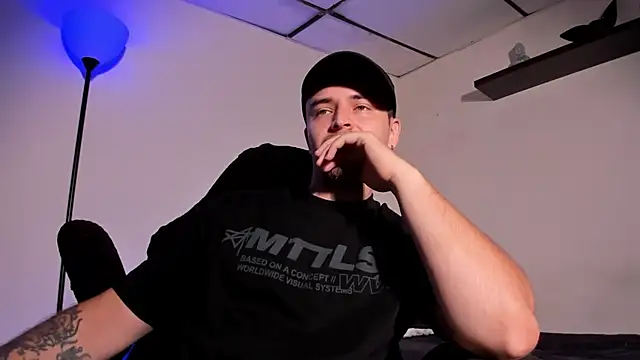 james connor2 online show from March 25, 7:20 pm