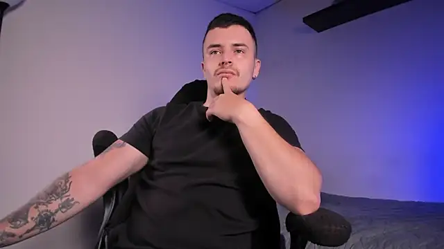 james connor2 online show from April 9, 7:19 pm