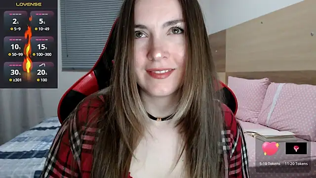 Snapshot of Naughty_Annn chatting on June 18, 2:34 am Naughty Annn online show from June 18, 2:34 am