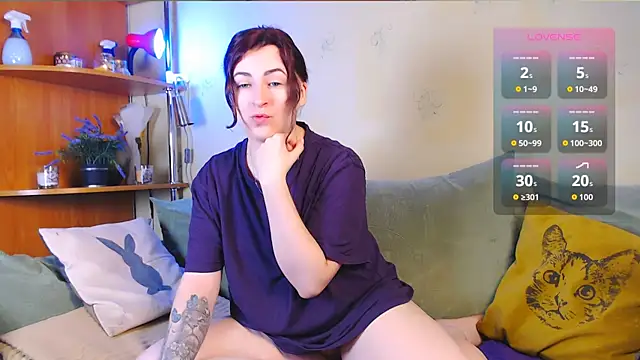 Snapshot of Caroline1995 chatting on November 18, 7:02 am Caroline1995 online show from November 18, 7:02 am