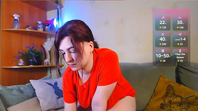 Snapshot of Caroline1995 chatting on December 2, 7:03 am Caroline1995 online show from December 2, 7:03 am