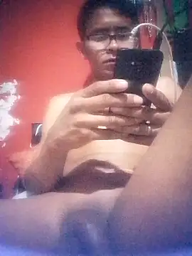 Snapshot of VL25DN26 chatting on March 10, 9:10 am VL25DN26 online show from March 10, 9:10 am