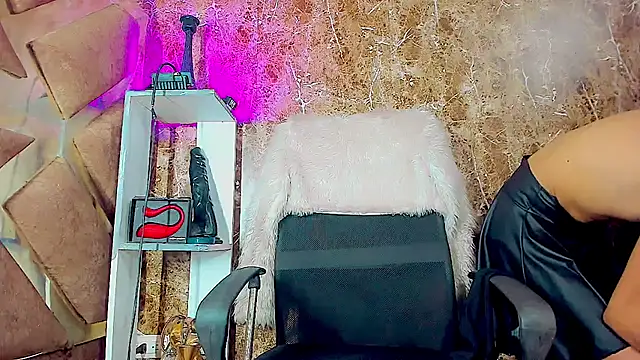 dirtycock2002 online show from October 8, 7:06 am