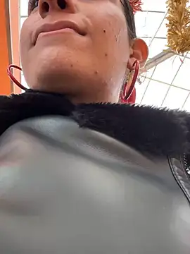 ValeriEvan online show from December 18, 6:14 pm