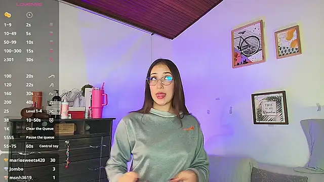 Cassie fletcher  online show from October 31, 5:41 am