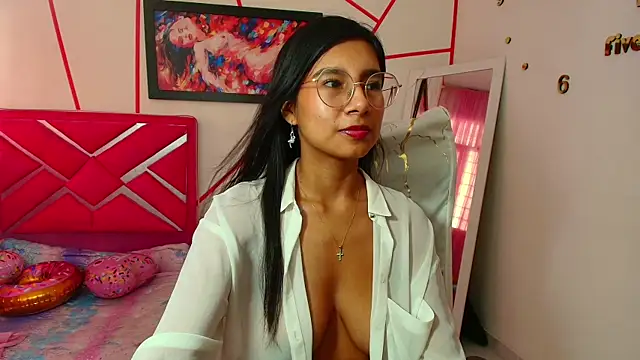 Snapshot of _Jessi29_ chatting on March 21, 7:57 pm  Jessi29  online show from March 21, 7:57 pm