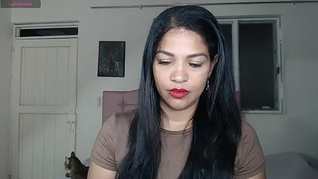 Snapshot of makennaa_ chatting on April 30, 10:21 am makennaa online show from April 30, 10:21 am