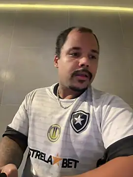 Ale Mineiro online show from May 31, 3:36 am