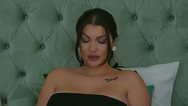 itsjessiebabe online show from January 3, 4:06 pm