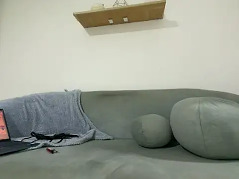 danielv 95 online show from April 16, 1:06 am