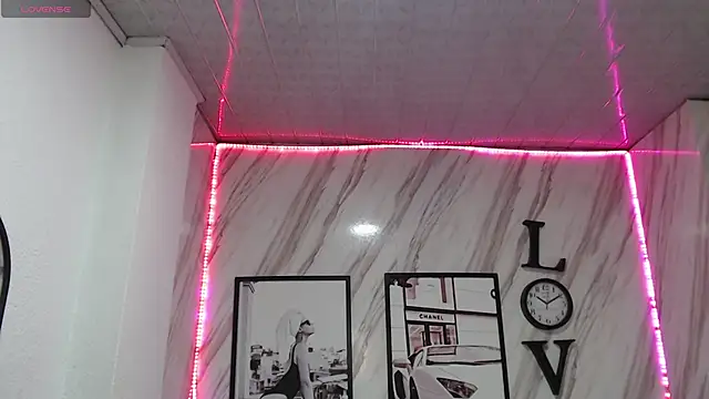  samantha b online show from January 9, 12:41 pm