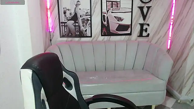  samantha b online show from February 1, 12:47 pm