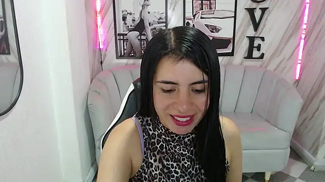  samantha b online show from February 3, 12:57 pm