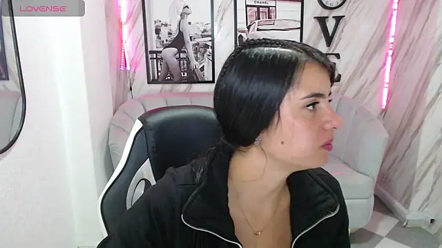  samantha b online show from March 6, 12:52 pm