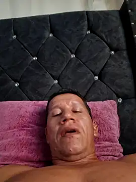 leoytessa 10 online show from October 9, 9:13 pm