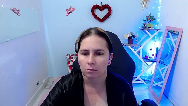 victoria jones online show from February 19, 2:46 pm