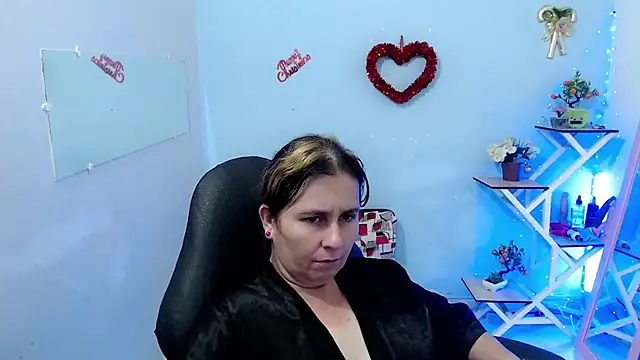 victoria jones online show from February 26, 2:38 pm