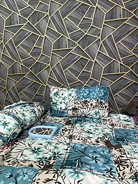 Snapshot of Diya_Chopra chatting on December 5, 10:33 am Diya Chopra online show from December 5, 10:33 am