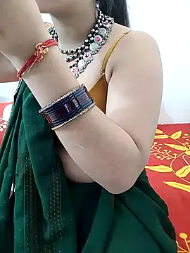 Snapshot of Diya_Chopra chatting on February 10, 4:08 am Diya Chopra online show from February 10, 4:08 am