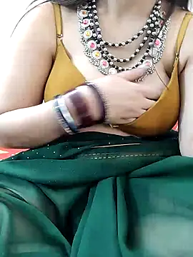 Snapshot of Diya_Chopra chatting on February 10, 7:15 am Diya Chopra online show from February 10, 7:15 am