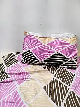 Snapshot of Diya_Chopra chatting on March 8, 10:32 am Diya Chopra online show from March 8, 10:32 am