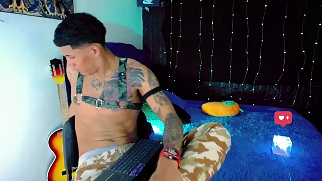 Damian latinxxx online show from January 12, 6:49 am