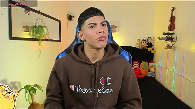 Damian latinxxx online show from March 11, 3:12 am