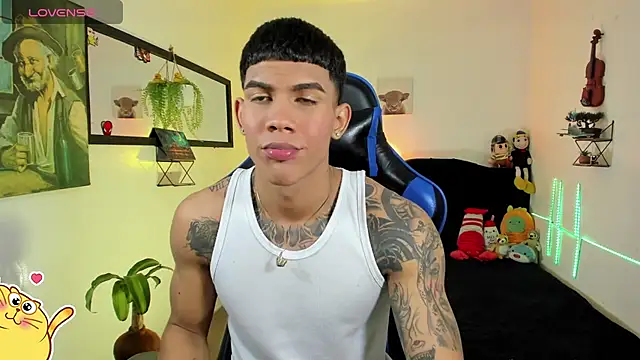 Damian latinxxx online show from March 21, 3:00 am