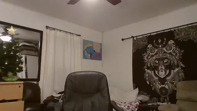 Snapshot of JohnnyDeep187 chatting on December 22, 5:23 am JohnnyDeep187 online show from December 22, 5:23 am