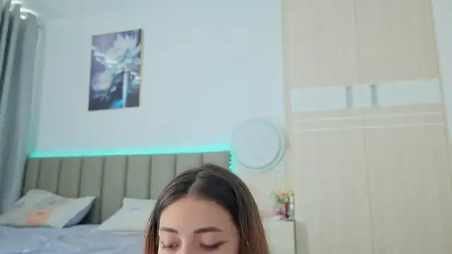 sweety vikky online show from April 21, 12:12 am