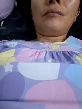 Snapshot of Baby-sexytits18 chatting on September 29, 12:43 pm Baby-sexytits18 online show from September 29, 12:43 pm