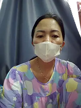 Snapshot of Baby-sexytits18 chatting on October 5, 11:46 pm Baby-sexytits18 online show from October 5, 11:46 pm