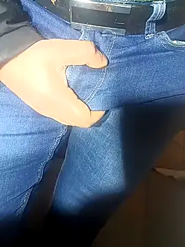 Snapshot of franko1987 chatting on January 26, 6:38 am franko1987 online show from January 26, 6:38 am