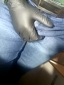 Snapshot of franko1987 chatting on January 29, 10:48 am franko1987 online show from January 29, 10:48 am