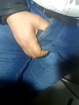 Snapshot of franko1987 chatting on March 3, 5:31 am franko1987 online show from March 3, 5:31 am