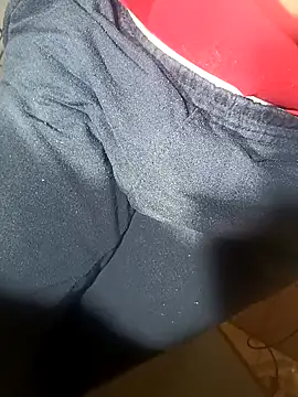 Snapshot of franko1987 chatting on March 6, 4:19 am franko1987 online show from March 6, 4:19 am